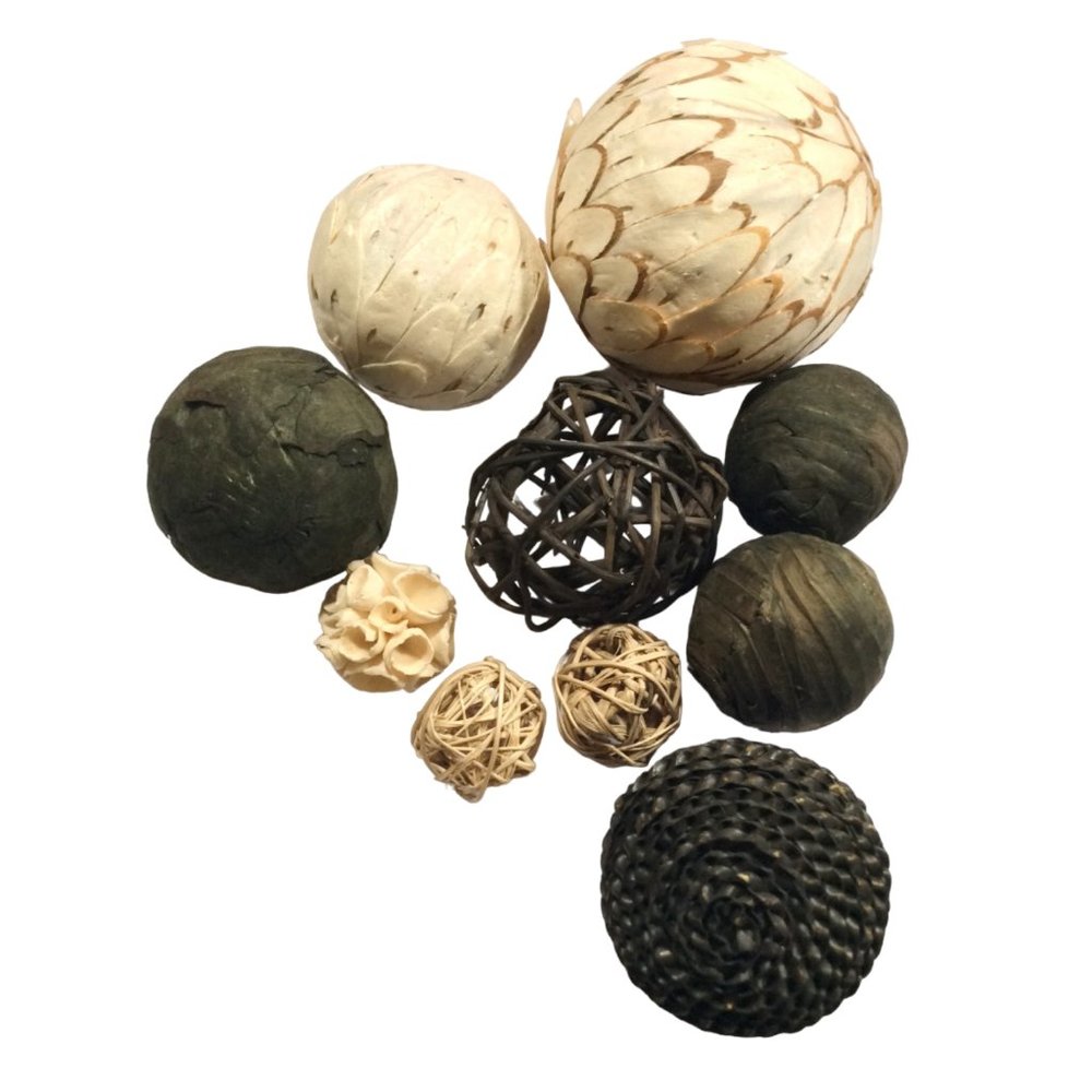 Natural Decorative Spheres - 10 Pieces